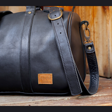 Load image into Gallery viewer, Travel Bag - Texas Black Leather
